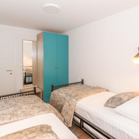 Ivka Makarska - Modern And Luxurious Oldtown Apartament Ngoại thất bức ảnh