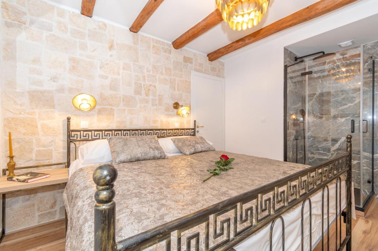 Ivka Makarska - Modern And Luxurious Oldtown Apartament Ngoại thất bức ảnh